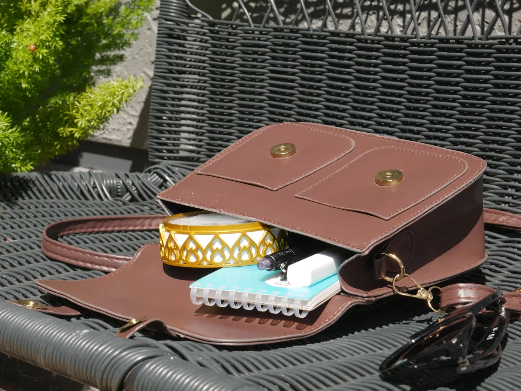 Chakra and Element Activator color-light device with its carrying case