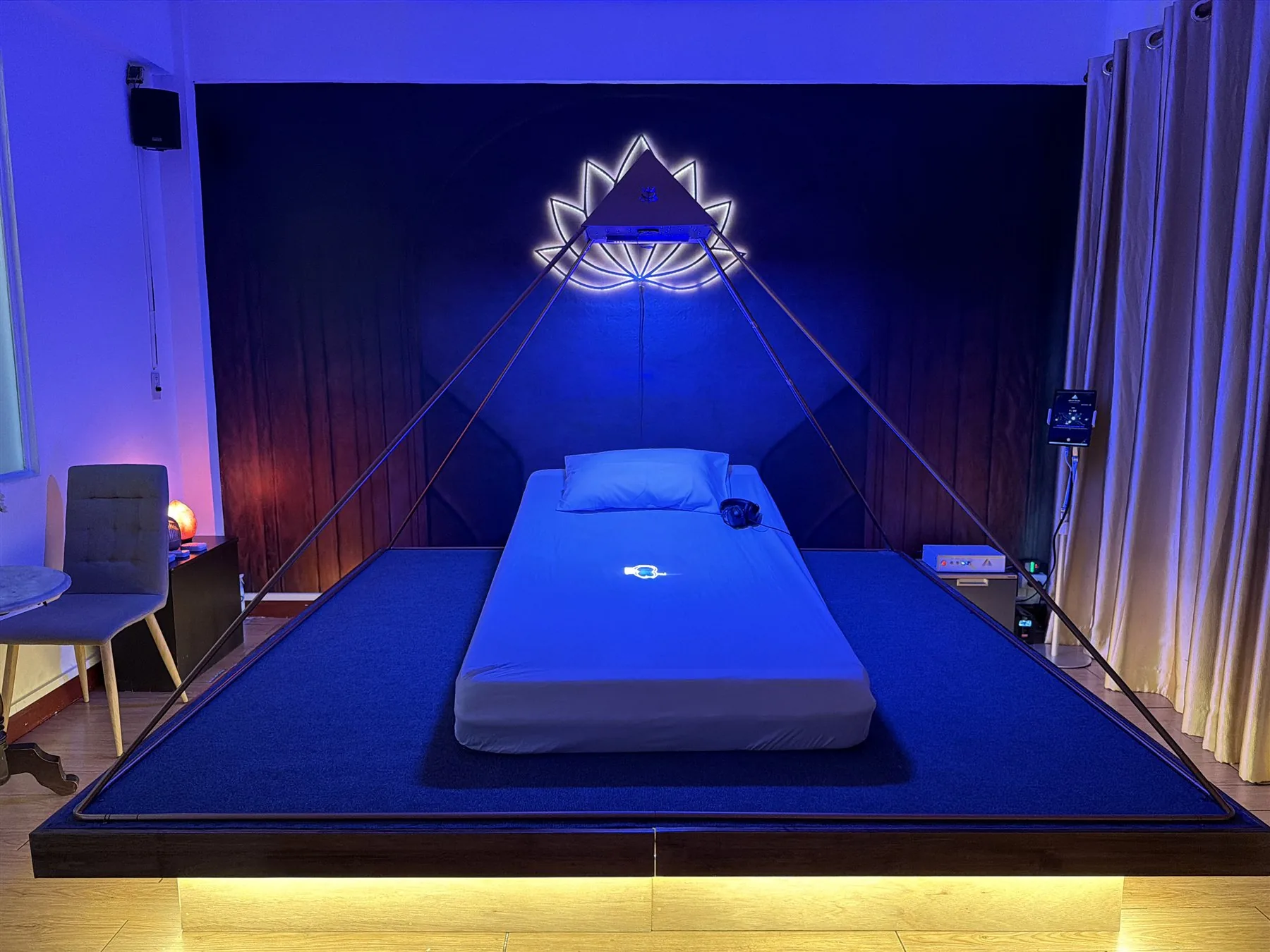 Complete Luminara Pyramid with session bed, control tablet and geometric light projection